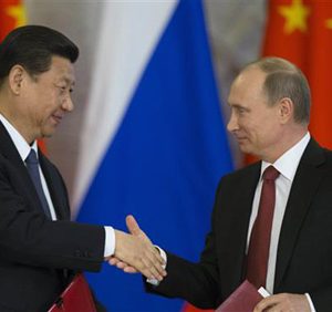 Nga ‘không đặt trứng một giỏ’ với TQ