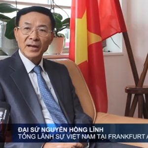 Đại sứ Nguyễn Hồng Lĩnh khẳng định một cách kỳ lạ rằng tất cả hộ chiếu do cơ quan ông cấp đều là hộ chiếu thật