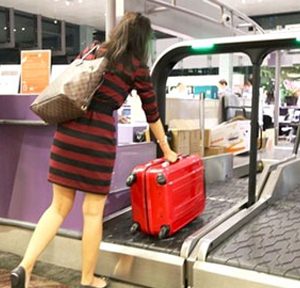 Ra nước ngoài ăn trộm, làm gái: Đã đến lúc tỉnh mộng!
