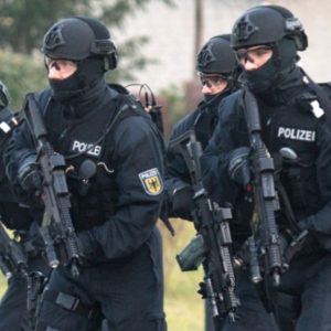 Bắt giữ sáu tên tình nghi có kế hoạch khủng bố ở Đức