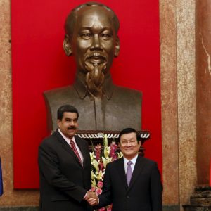 Tổng thống “Venezuela Xã hội Chủ Nghĩa” thừa nhận hết tiền trả nợ