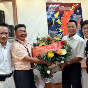 Khai trương Công ty Xuất nhập khẩu AUTH tại TTTM Đồng Xuân
