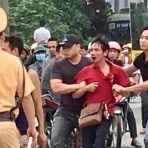 Vietnamese police forces suppress and arrest opponents of the BOT motorway Thăng Long – Nội Bài
