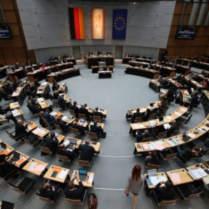 Ủy ban Nội vụ của Nghị viện Berlin thảo luận về vấn nạn đưa lậu trẻ em Việt Nam