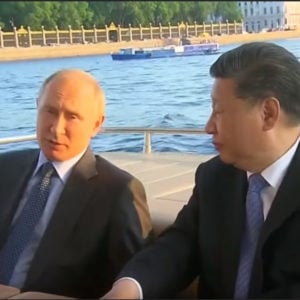 Đại dịch cúm Vũ Hán: Trung Quốc và Nga tung tin chống châu Âu?