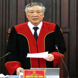 Thẩm phán suốt đời có phù hợp với thể chế chính trị độc đảng tại Việt Nam?