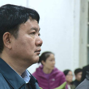 Vì sao Nguyễn Phú Trọng xử Đinh La Thăng ngay sát ngày đại hội?