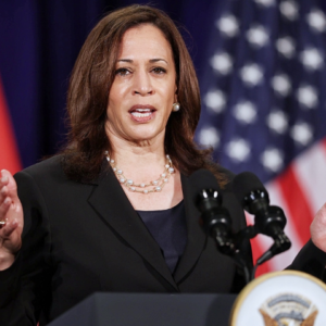 Trung Quốc ‘nổi đoá’ vì bà Harris đến Việt Nam, cảnh báo Mỹ chớ ‘ảo tưởng sức mạnh’