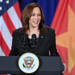 China is angry because Ms. Harris visits Vietnam, warning the US not to “illusion of power”