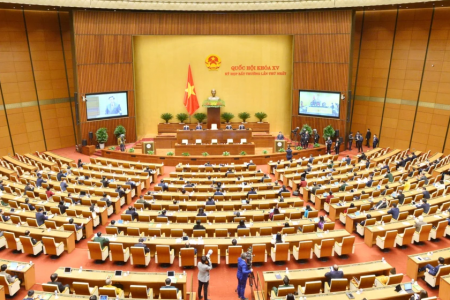 Vietnam’s parliament approves $15.4B economic recovery package