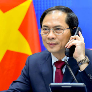Vietnamese Foreign Minister, US Ambassador discuss high-level visit, promote relations