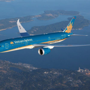Vietnam Airlines suffers $1 billion loss, about to run out of capital