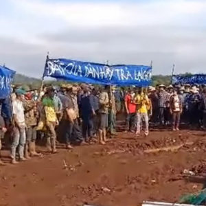 Dak Lak: Hundreds of Ede families demonstrate to demand land from forestry company