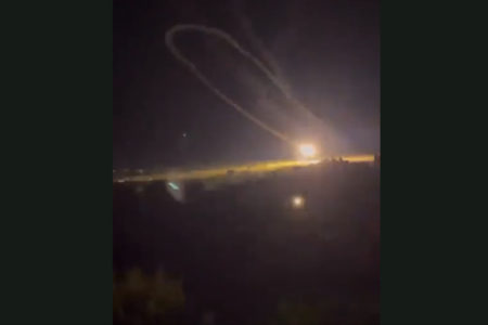 Khoảnh khắc ấn tượng: Tên lửa của Nga được phóng đi nhưng quay trở lại thổi bay chính quân Nga