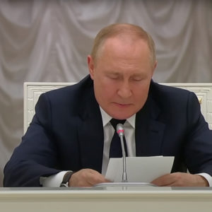 Sức khỏe của Putin ‘xấu đi rõ rệt’ và sẽ ‘không còn tham gia các cuộc họp’ khi ông đối mặt với thất bại ở Ukraine, người trong cuộc tuyên bố