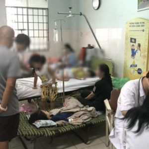 Khanh Hoa: More than 200 students at Ischool suffered from food poisoning, one first grader died