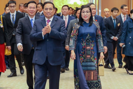 Prime Minister Chinh’s mysterious wife first appears public and her comparision with Nguyen Thi Thanh Nhan?