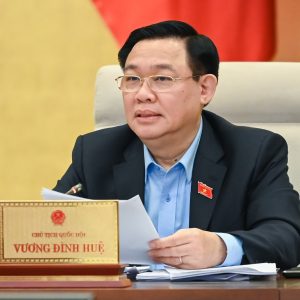 Despite the “floating storm,” Vuong Dinh Hue still enjoys big profits