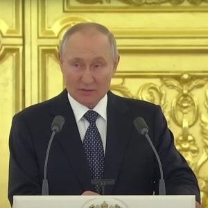 Kẻ đào tẩu tiết lộ về Putin