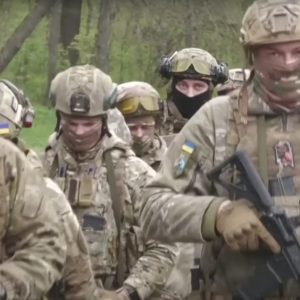 Ukraine đang chuẩn bị cho một cuộc tấn công tổng lực để chiếm lại Crimea, san phẳng người Nga và làm bẽ mặt Vladimir Putin như thế nào