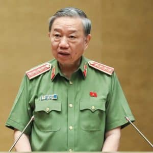 General To Lam allows criminals to flee and puts effort to catch them abroad