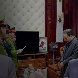 Vì sao Tổng Trọng giải cứu cho “vua con” Trịnh Văn Chiến nhưng bất thành?