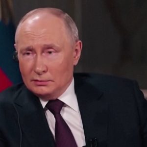 Putin thể hiện sự sụp đổ thế giới ảo mộng của mình