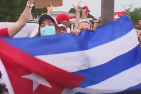 Крах социализма? На Кубе заканчиваются молоко и пшеница