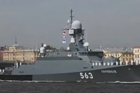 Украина: Российский военный корабль выведен из строя возле Польши