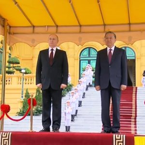 Vì sao TBT Nguyễn Phú Trọng không chủ trì Lễ đón chính thức Putin?