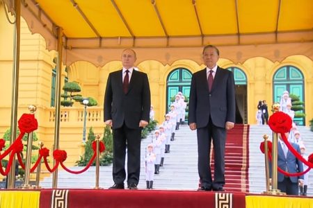 Vì sao TBT Nguyễn Phú Trọng không chủ trì Lễ đón chính thức Putin?