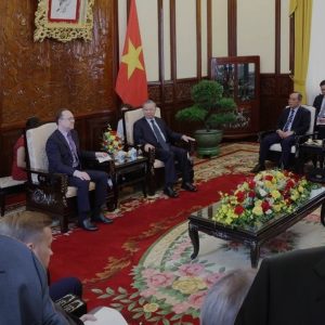 Putin thăm Hà Nội: Những lý do vì sao Việt Nam phải gắn bó với Liên Bang Nga?