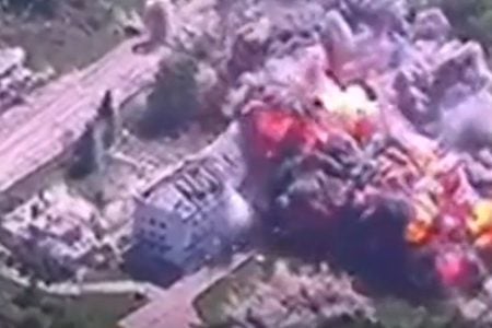 Nga sử dụng bom 3 tấn siêu nặng bắn phá Ukraine
