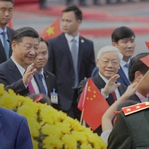 Vì sao Bắc Kinh “thay ngựa giữa dòng”, chọn Tô Chủ tịch thay cho Tổng Trọng?