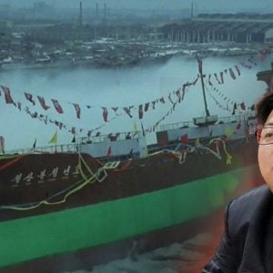 ÔNG KIM JONG-UN GỌI SỰ CỐ HẠ TÀU LÀ ‘HÀNH VI PHẠM TỘI’ KHÔNG THỂ DUNG THỨ