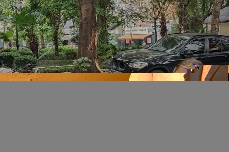 IM LẶNG CỦA BÁO CHÍ VÀ SỰ BAO CHE QUYỀN LỰC