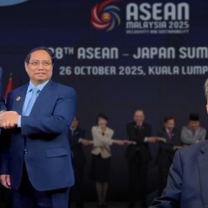 Thủ Chính “ghi điểm lớn” tại Thượng đỉnh Asean và bước ngoặt chính trị trước ĐH14?