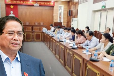 THANH LỌC CÁN BỘ, NGHỈ VIỆC HÀNG LOẠT