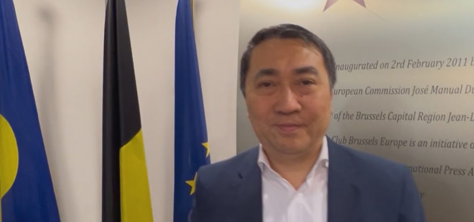 Khởi tố nhà báo Lê Trung Khoa – Bộ Công an “thách thức Hiến pháp” bằng Điều 117 – một vở kịch còn hài hơn cả Stand-up